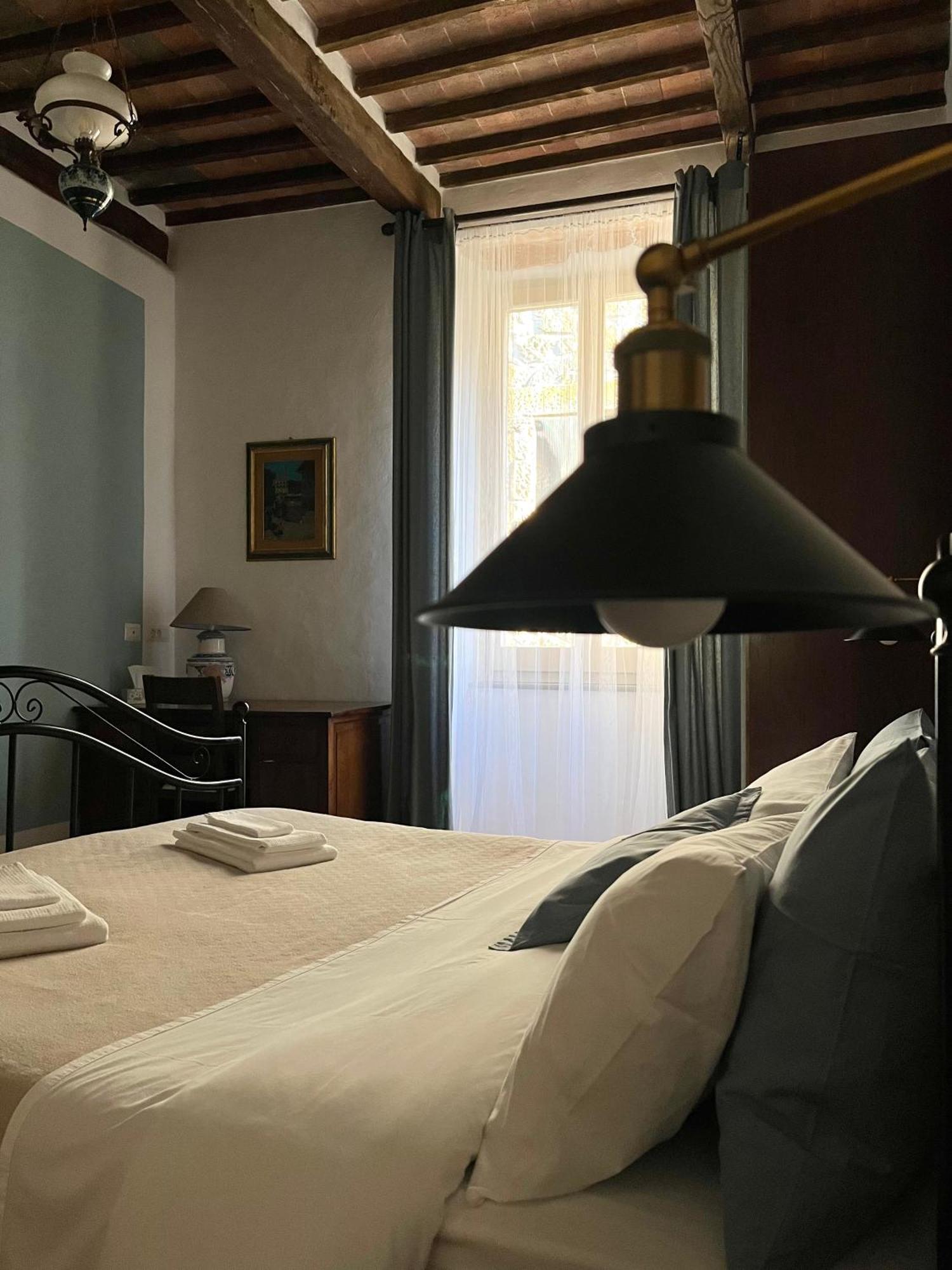 Il Girasole Storico Apartment Pitigliano Exterior photo